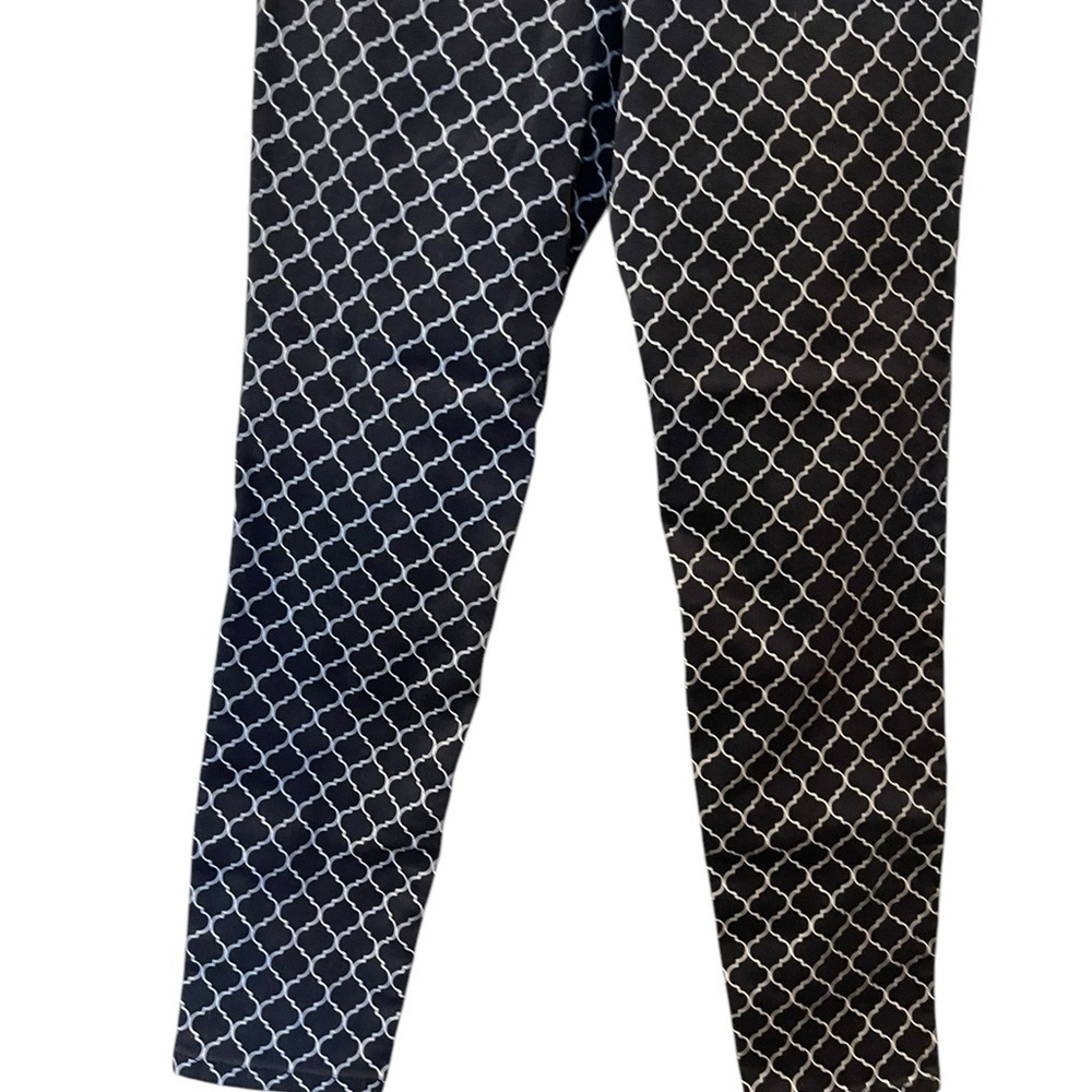 Needle & Cloth Women’s Black & White Diamond Pattern Pants Size: 10 - Picture 8 of 8